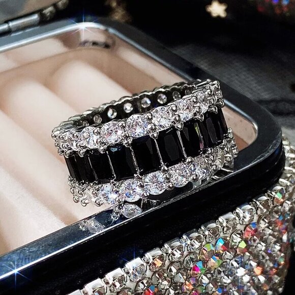 NEW 925 Sterling Silver Black Sapphire Diamond Ring Band - Picture 4 of 8